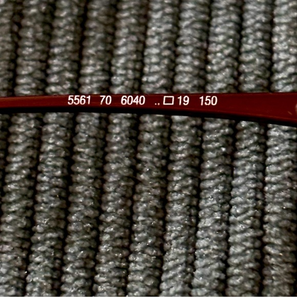 LIKE NEW SILHOUETTE 5561 EYEGLASSES - Picture 2 of 4